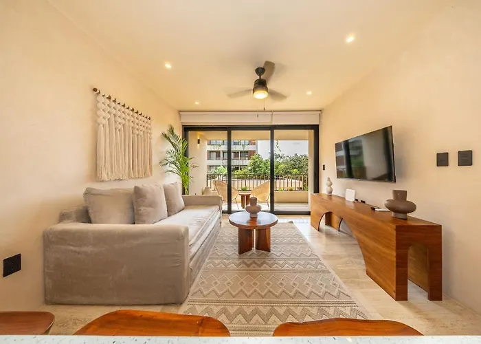 Apartamento Modern 1br W Private Jacuzzi Pool Balcony
