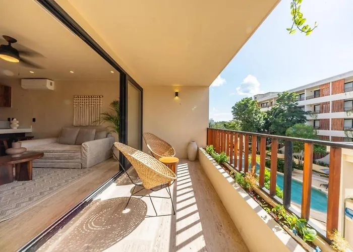 Modern 1br W Private Jacuzzi Pool Balcony Apartamento *
