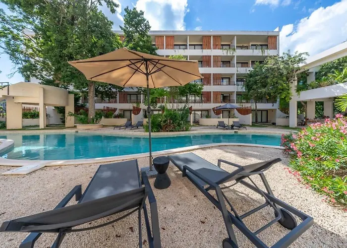 Apartamento Modern 1br W Private Jacuzzi Pool Balcony