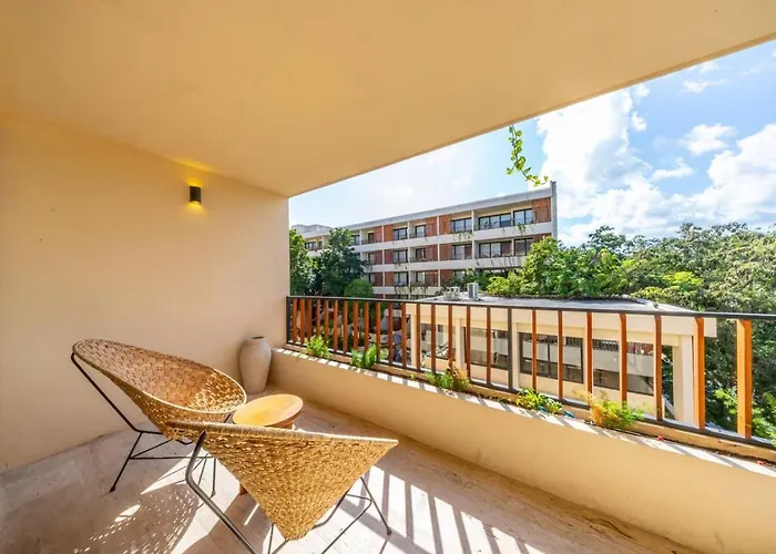 Modern 1br W Private Jacuzzi Pool Balcony