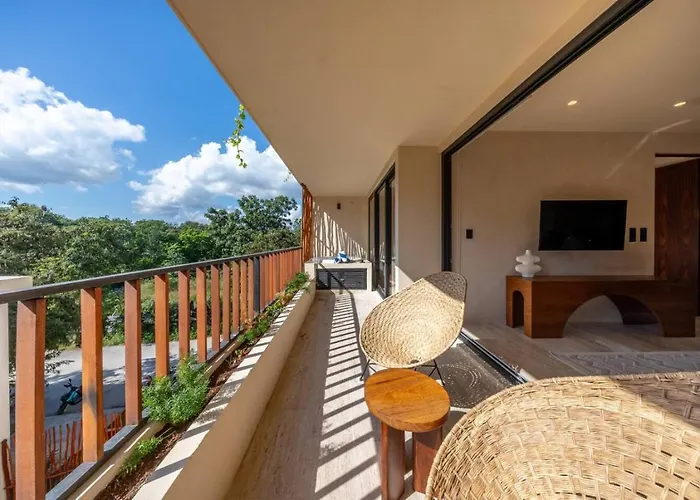 Modern 1br W Private Jacuzzi Pool Balcony Apartamento Tulum